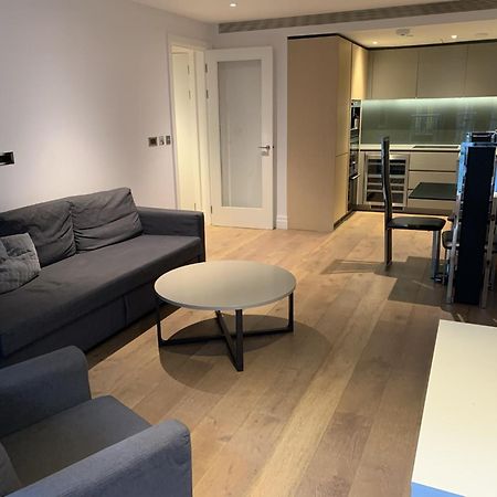 Stylish 2 Bed Flats Near Us Embassy Daire Londra Dış mekan fotoğraf